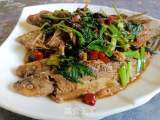 酱焖溪鱼的做法步骤：8