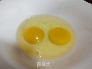 西红柿黄瓜炒鸡蛋的做法步骤：3