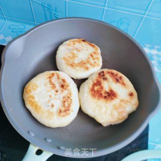 韭苔猪肉馅饼的做法步骤：11