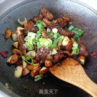 羊排焖茭白的做法步骤：12