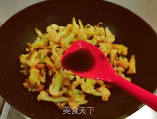 蟹味菇炒花椰菜的做法步骤：9