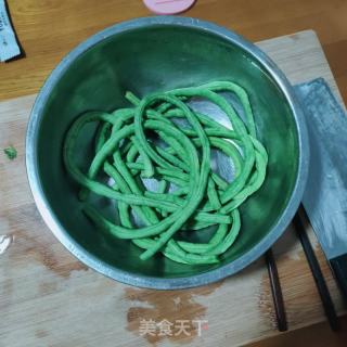 猪肉豇豆煎包的做法步骤：2