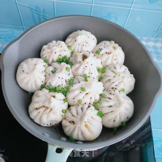 猪肉豇豆煎包的做法步骤：17