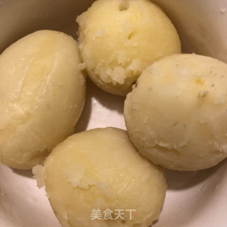 蒜香土豆泥的做法步骤：4