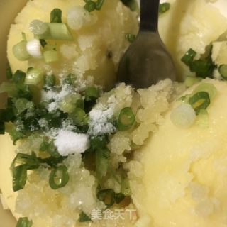 蒜香土豆泥的做法步骤：7