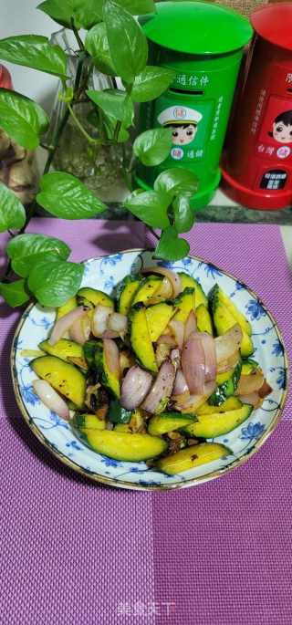 洋葱豆豉炒青瓜的做法步骤：8