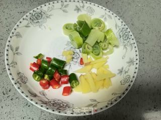 麻辣烫的做法步骤：1