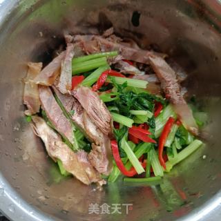 芹菜拌酱牛肉的做法步骤：12