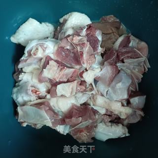 羊肚菇老鸭汤的做法步骤：2
