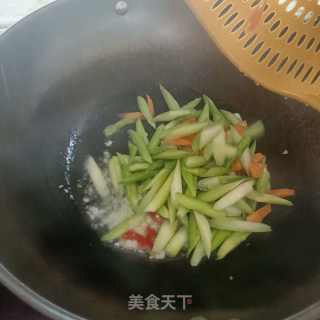 清炒芦笋的做法步骤：6