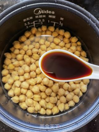 解馋鹰嘴豆的做法步骤：3
