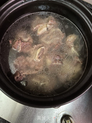 牛排骨清汤的做法步骤：7