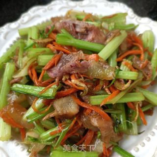 芹菜炒牛筋的做法步骤：14