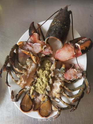 蒜蓉蒸波龙的做法步骤：1