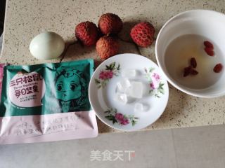荔枝荷包蛋的做法步骤：1