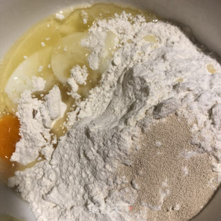 核桃面包的做法步骤：4