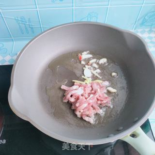 韭苔炒肉丝的做法步骤：5