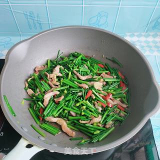 韭苔炒肉丝的做法步骤：11