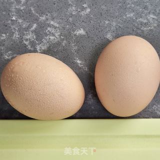 鸡蛋炒青椒的做法步骤：1