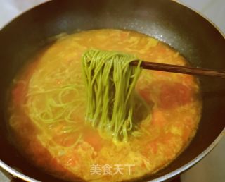 番茄菠菜面的做法步骤：11