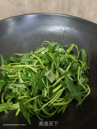 凉拌空心菜的做法步骤：1