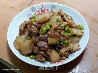 猪肉炒青豆的做法