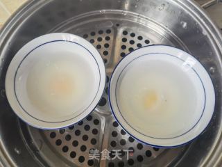酸辣荷包蛋的做法步骤：5