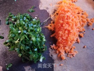 牛奶鸡蛋饼的做法步骤：1