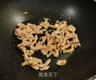 三鲜炒面的做法步骤：6