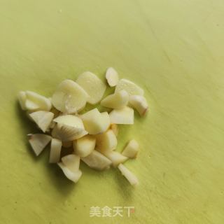 蒜片豆豉炒豇豆的做法步骤：2