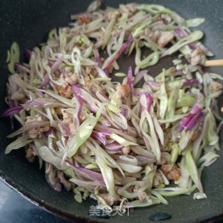 肉沫炒紫芸豆的做法步骤：7