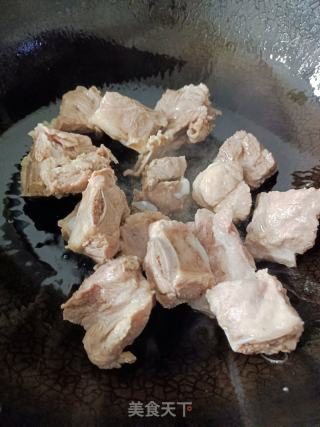排骨豆角焖面的做法步骤：3