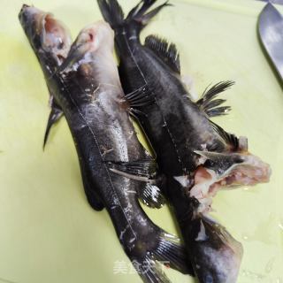 豆腐烧昂剌鱼的做法步骤：1