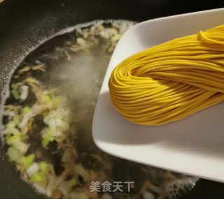 小白菜南瓜面的做法步骤：7