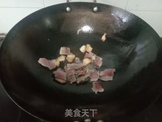 香干炒腊肉的做法步骤：3