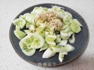 拍黄瓜的做法步骤：3