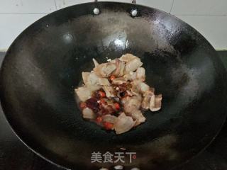 香菜炒回锅肉的做法步骤：4