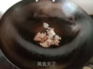 大葱炒腊肉的做法步骤：2
