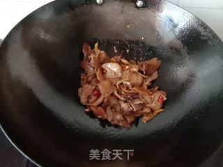 大葱炒腊肉的做法步骤：6