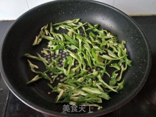 青椒牛肉丝的做法步骤：6