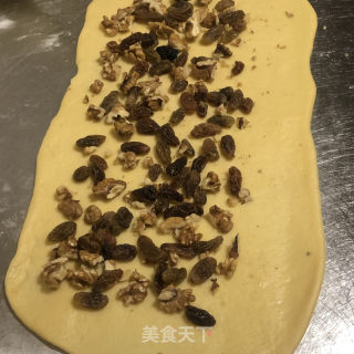 坚果面包圈的做法步骤：15