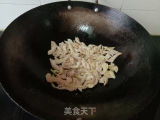 辣椒炒肥肠的做法步骤：3