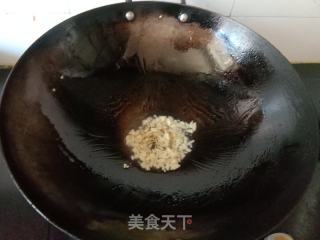 青椒炒卤肉的做法步骤：2