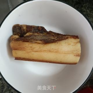 腊肉炒豆角的做法步骤：2