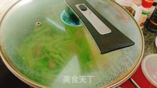 腊肉炒豆角的做法步骤：10