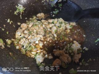 蛤蜊炒粉丝的做法步骤：4