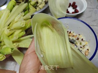 玉米叶八宝粽的做法步骤：6