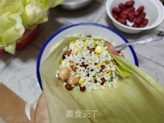 玉米叶八宝粽的做法步骤：8