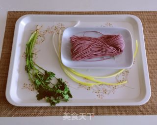 紫薯面的做法步骤：1