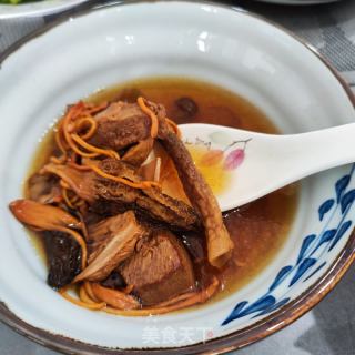 菌菇炖鸽子的做法步骤：9